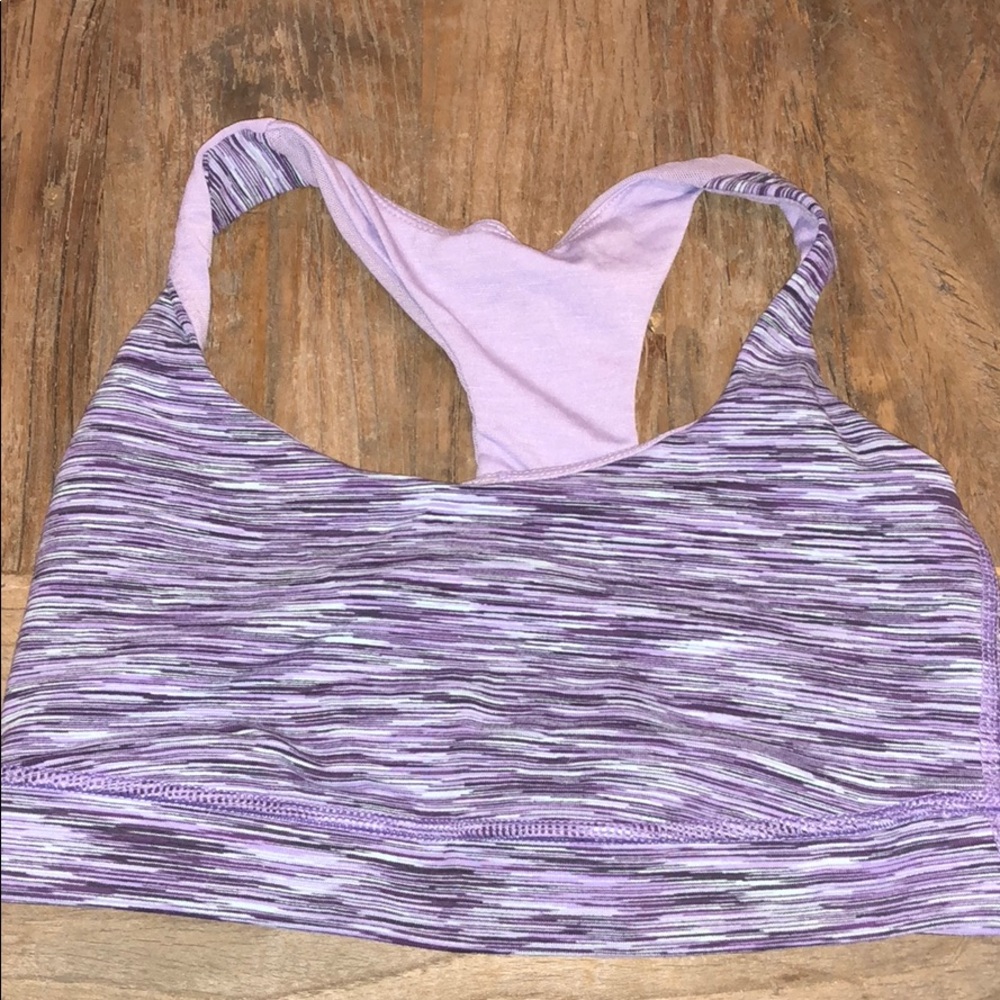 Lululemon sports bra